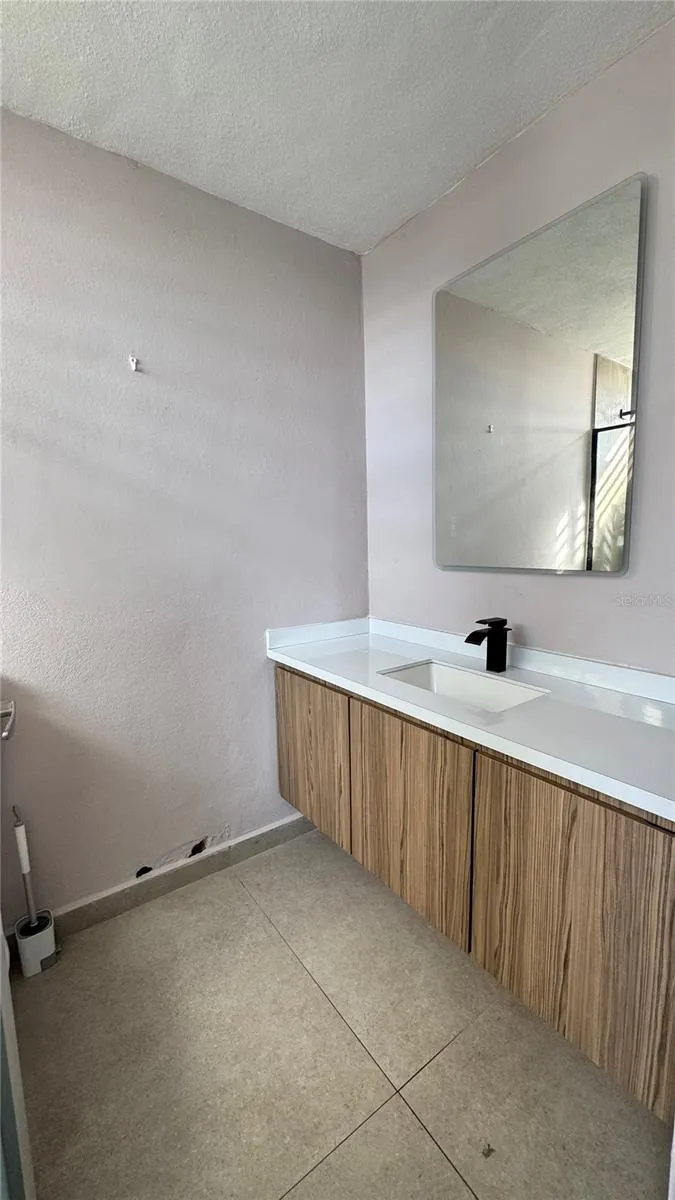 VILLA CAPARRA TOWER 44 A #6-A Guaynabo, PR 00966