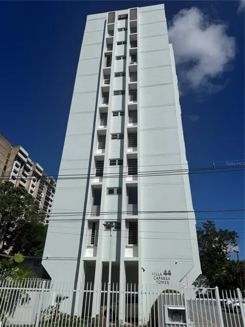 VILLA CAPARRA TOWER 44 A #6-A