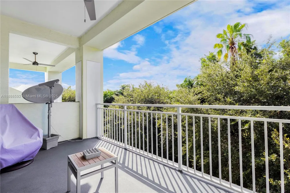 5300 NW 87th Ave #1212 Doral, FL 33178