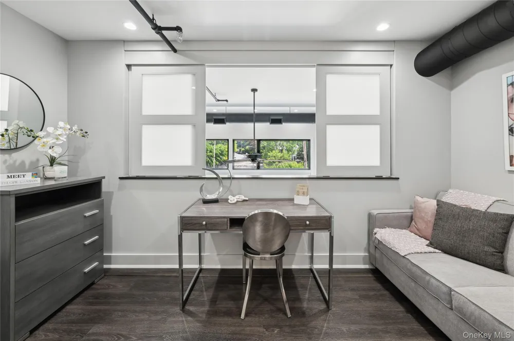 172 E Prospect Avenue #205 Mamaroneck, NY 10543