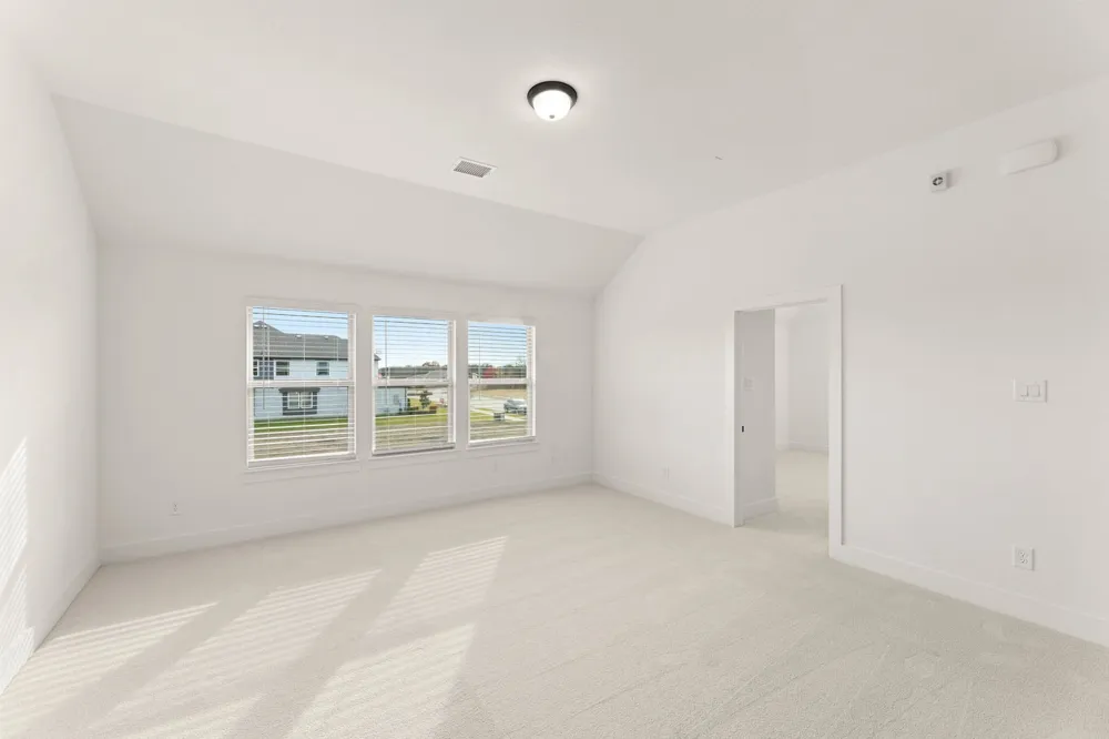804 S Hidden Lakes Drive DeSoto, TX 75115