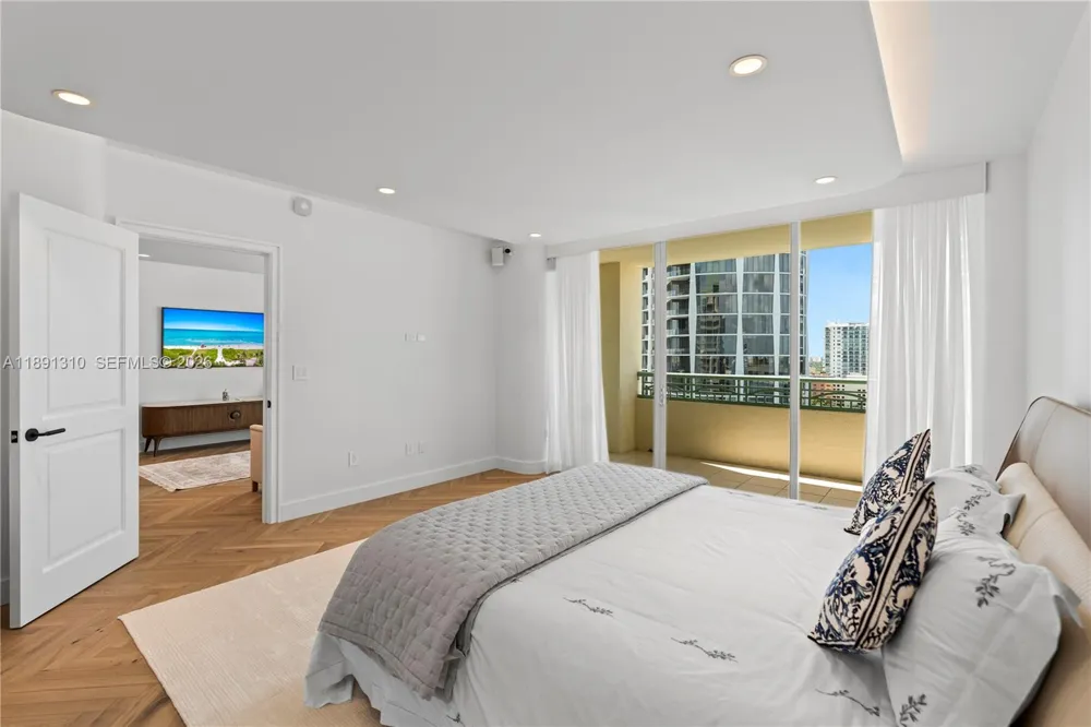 3350 SW 27th Ave #1503 Coconut Grove, FL 33133
