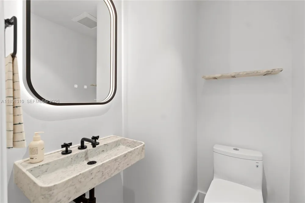 3350 SW 27th Ave #1503 Coconut Grove, FL 33133