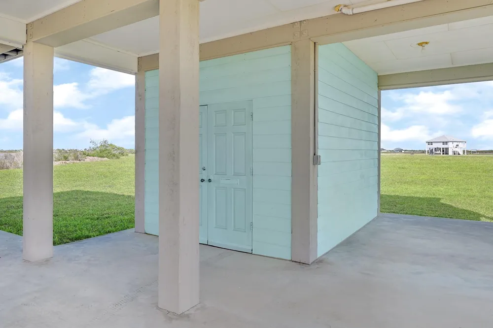 747 Waypoint Drive Palacios, TX 77465