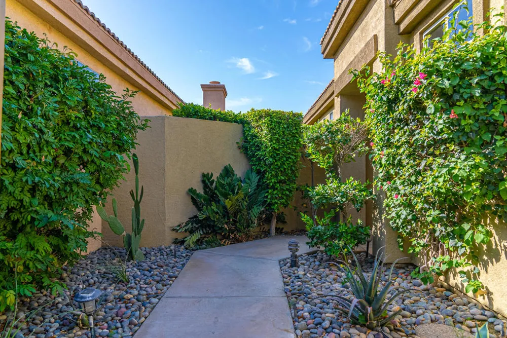 67645 Cielo Court Cathedral City, CA 92234