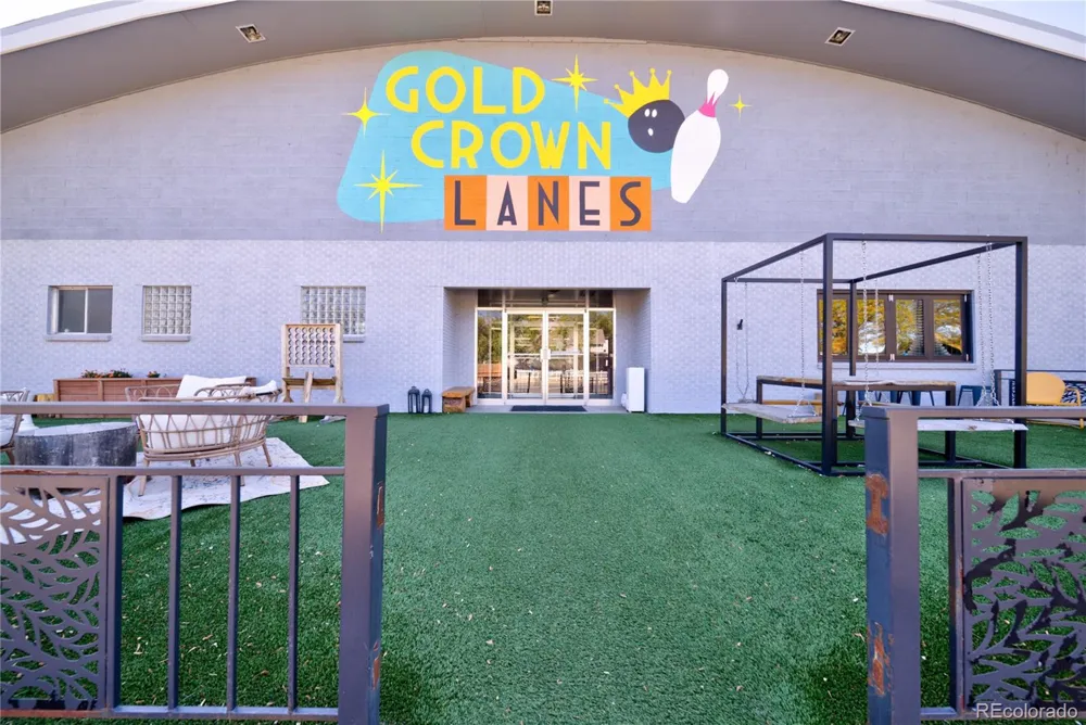 300 E Railroad Avenue