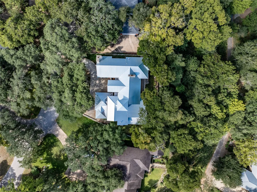 206 Rolling Hill Drive La Grange, TX 78945