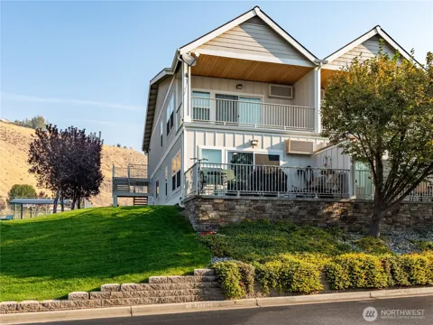 23772 Crescent Bay Drive NW #107
