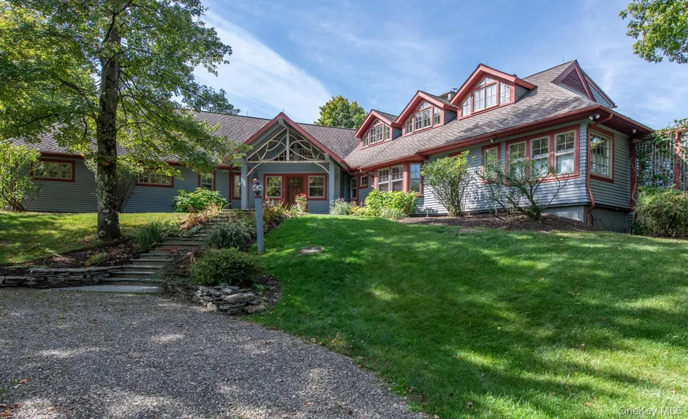 926 Turkey Hill Road Red Hook, NY 12571