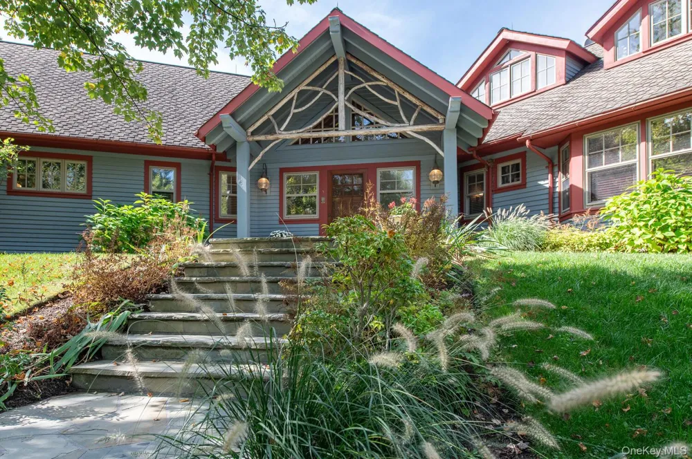 926 Turkey Hill Road Red Hook, NY 12571