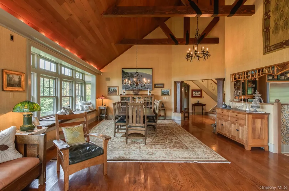 926 Turkey Hill Road Red Hook, NY 12571