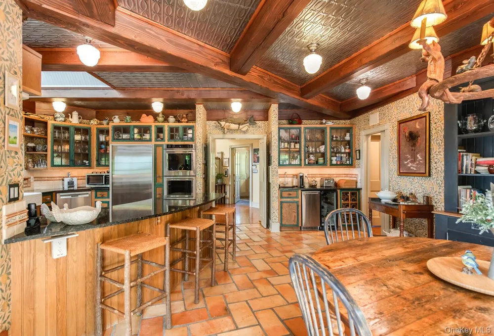 926 Turkey Hill Road Red Hook, NY 12571