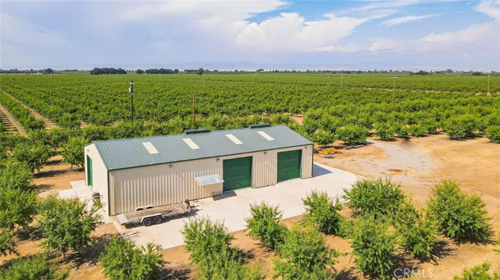 10391 Gillette Road Le Grand, CA 95333