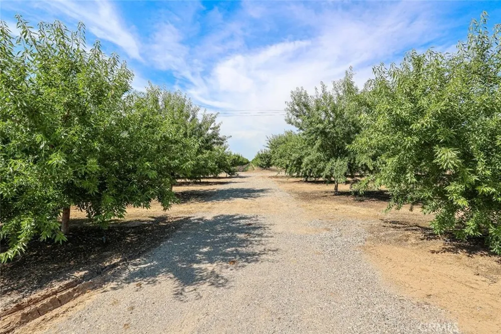 10391 Gillette Road Le Grand, CA 95333