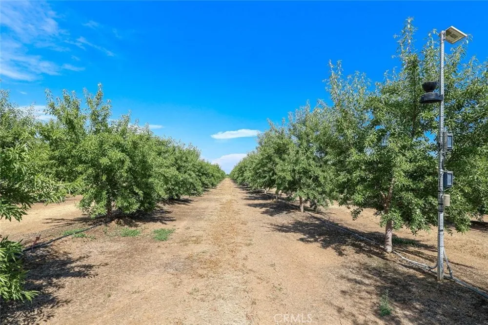 10391 Gillette Road Le Grand, CA 95333