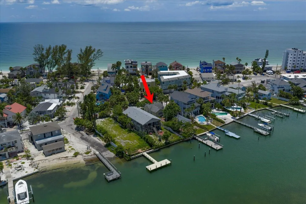 8405 BAYSHORE DRIVE Treasure Island, FL 33706