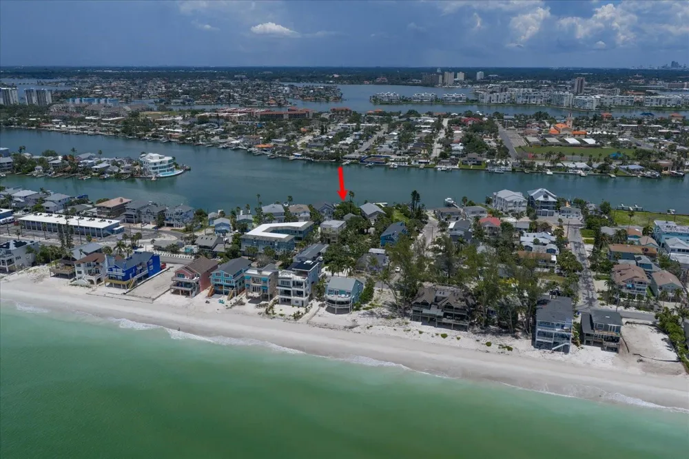 8405 BAYSHORE DRIVE Treasure Island, FL 33706