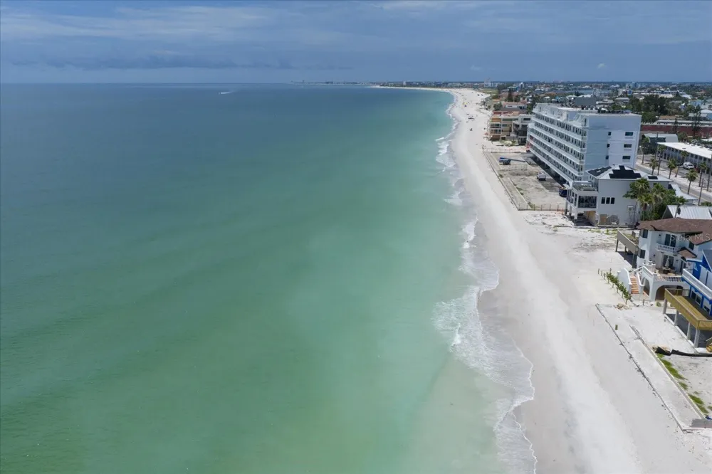 8405 BAYSHORE DRIVE Treasure Island, FL 33706