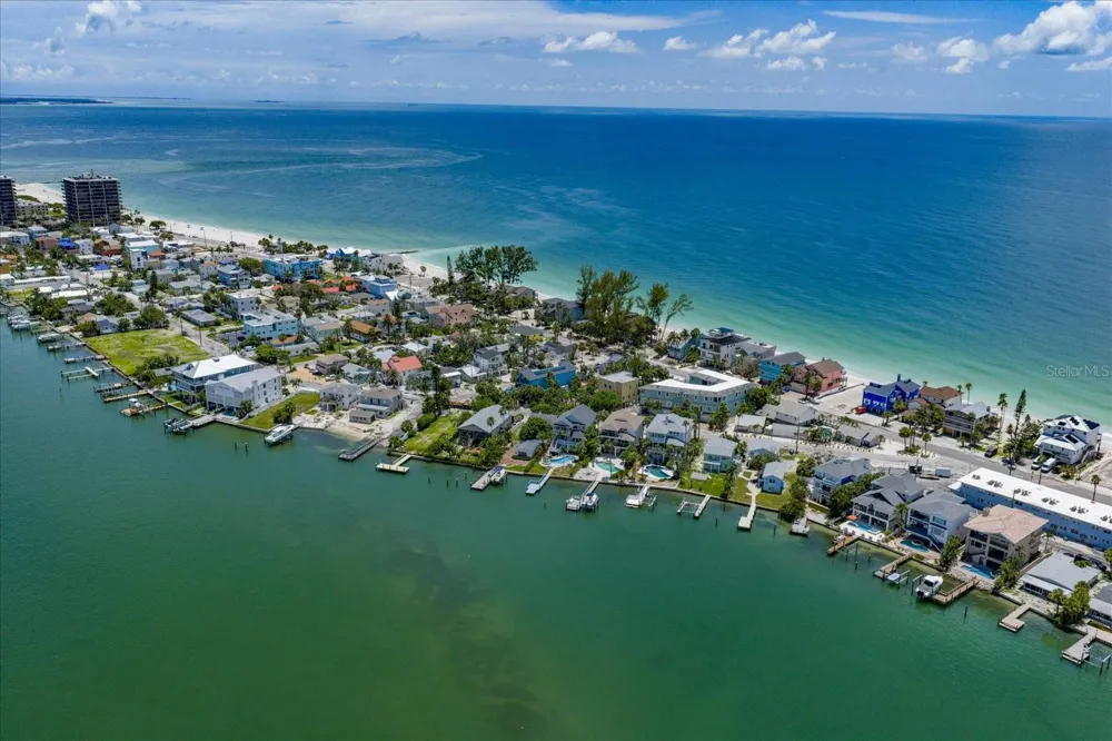 8405 BAYSHORE DRIVE Treasure Island, FL 33706