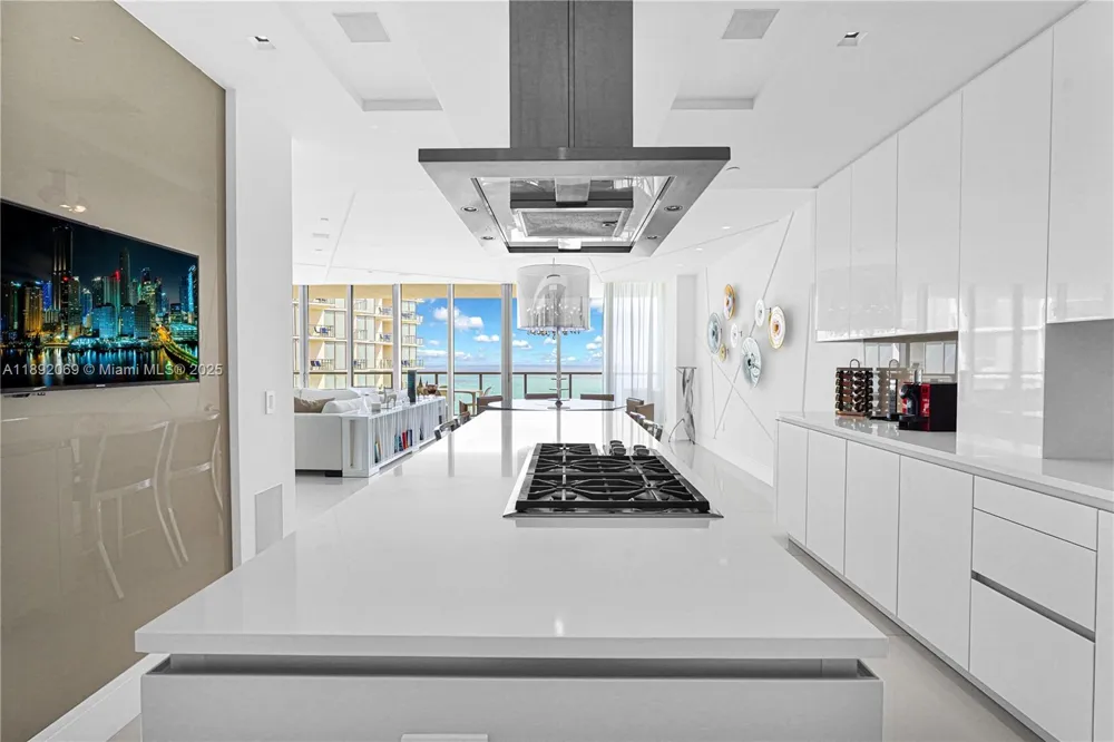 9701 Collins Ave #2103S Bal Harbour, FL 33154