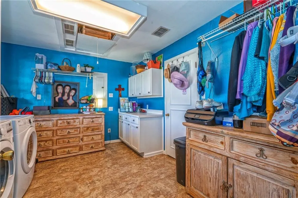 408 Grace Orange Grove, TX 78372