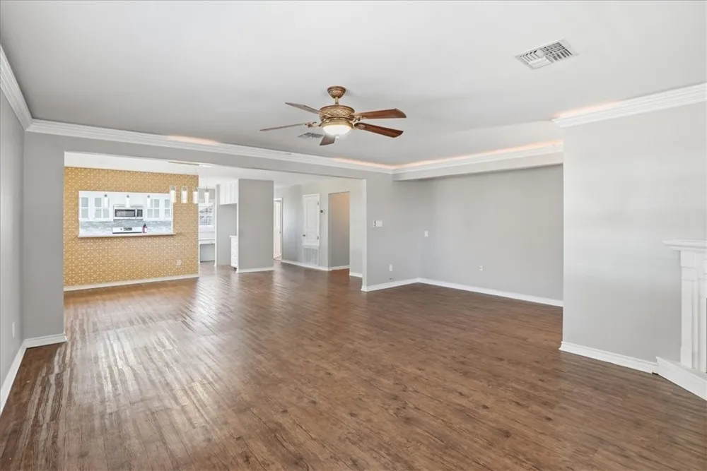 408 Grace Orange Grove, TX 78372