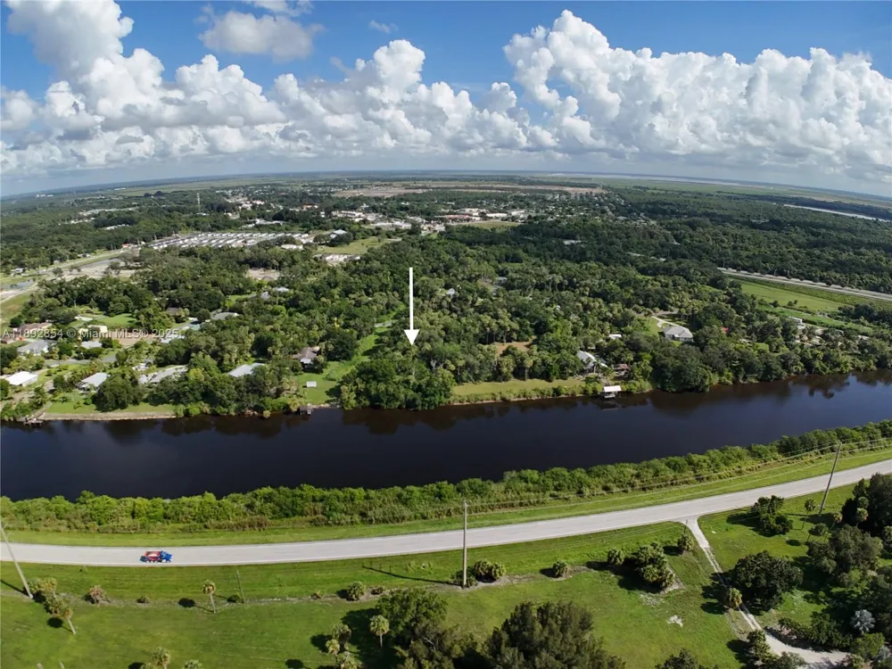 15306 SW Palm Oak Ave Indian Town, FL 34956