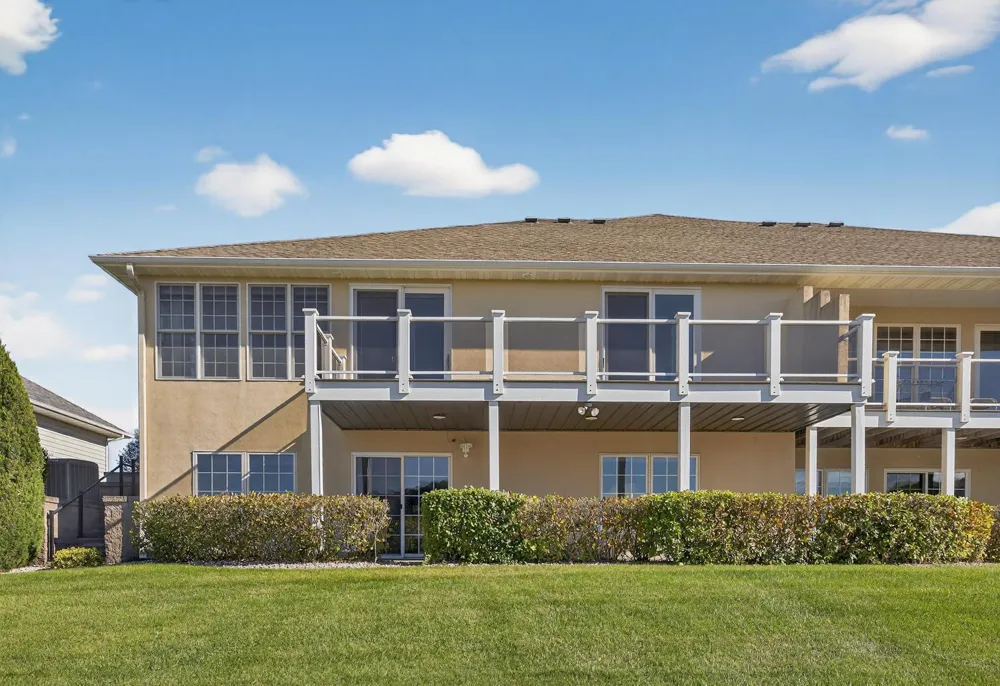 727 Hidden Meadow Lane Lake City, MN 55041