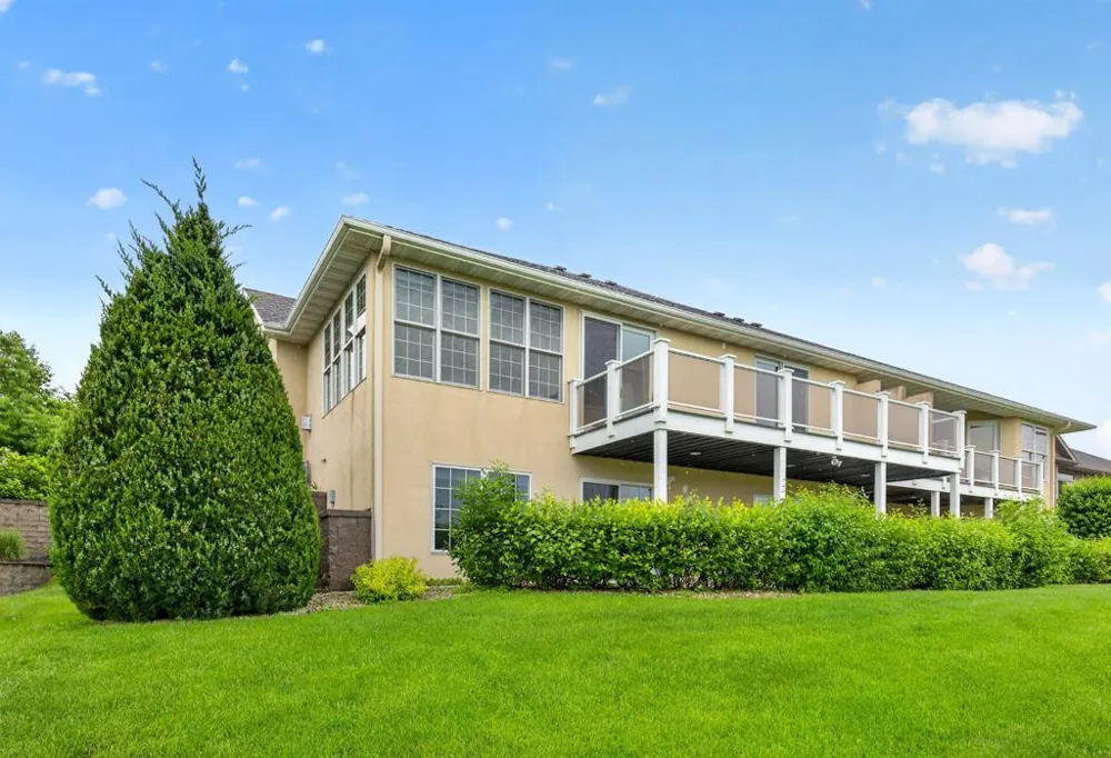727 Hidden Meadow Lane Lake City, MN 55041