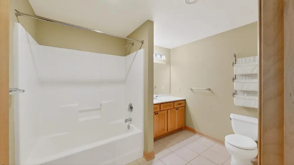 727 Hidden Meadow Lane Lake City, MN 55041