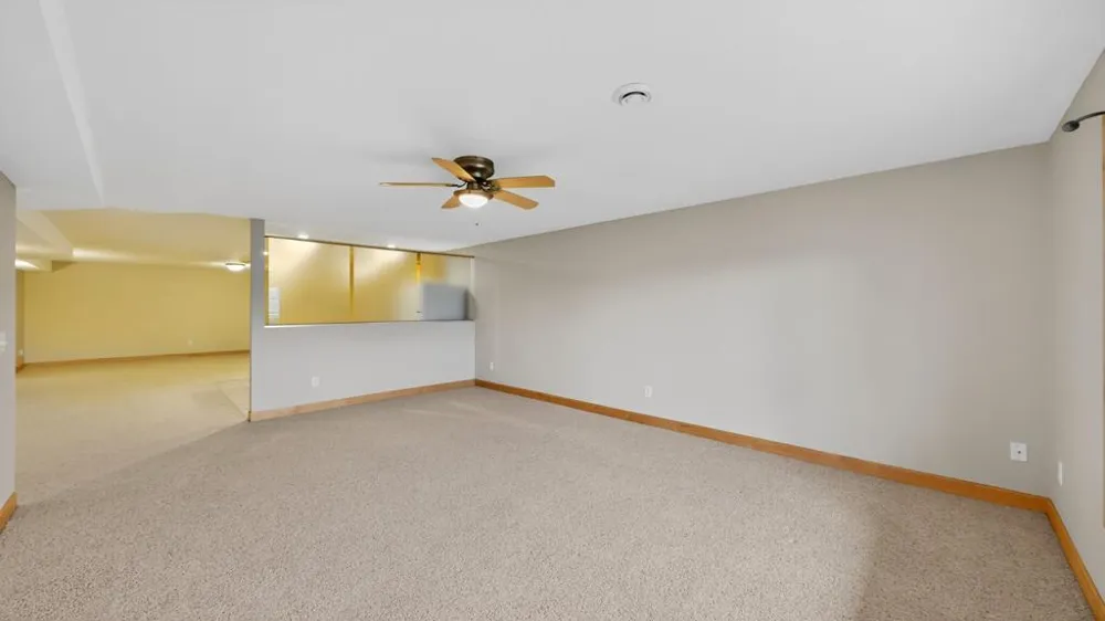 727 Hidden Meadow Lane Lake City, MN 55041