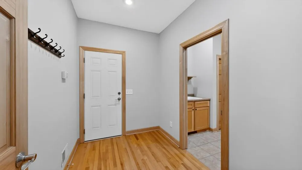 727 Hidden Meadow Lane Lake City, MN 55041