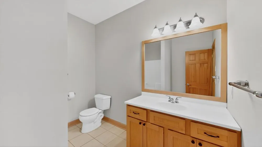 727 Hidden Meadow Lane Lake City, MN 55041