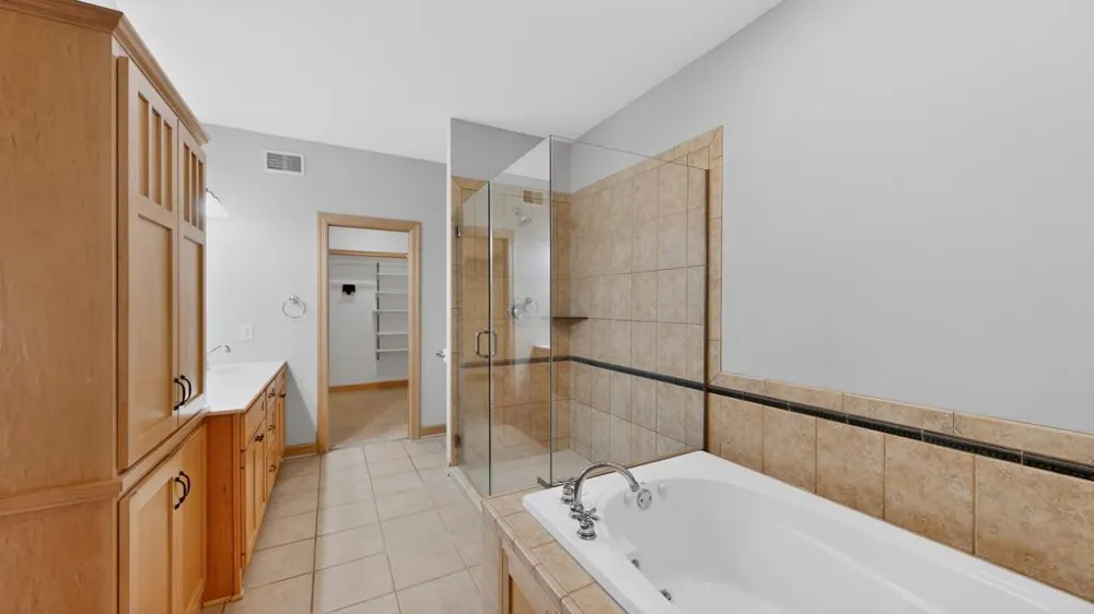 727 Hidden Meadow Lane Lake City, MN 55041