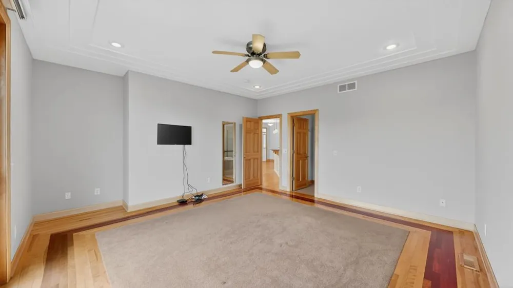 727 Hidden Meadow Lane Lake City, MN 55041
