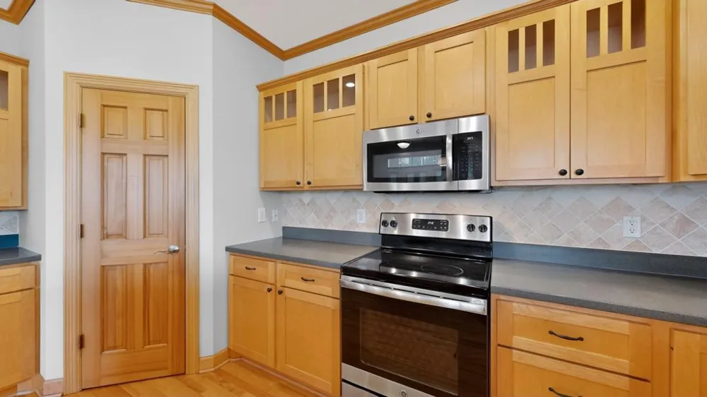 727 Hidden Meadow Lane Lake City, MN 55041