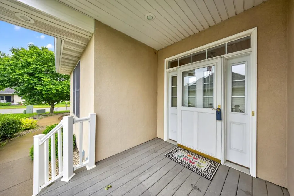 727 Hidden Meadow Lane Lake City, MN 55041