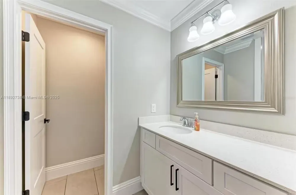 9675 SW Anchor Dr #9674 Other City - In The State Of Florida, FL 34269