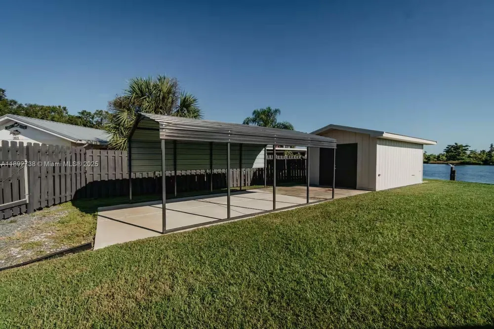 9675 SW Anchor Dr #9674 Other City - In The State Of Florida, FL 34269
