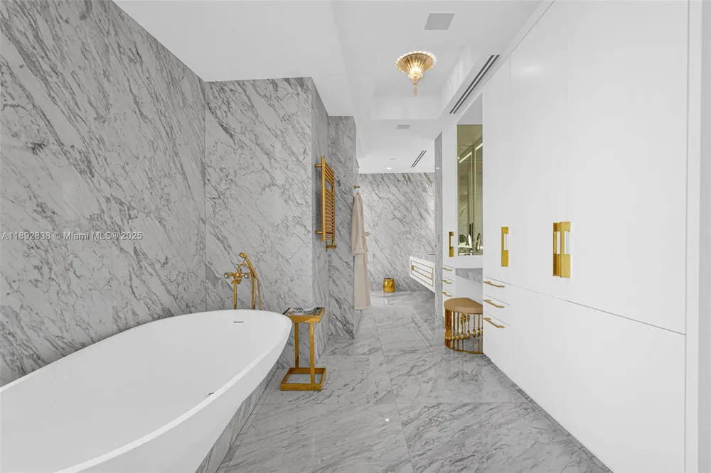 9701 Collins Ave #2104S Bal Harbour, FL 33154