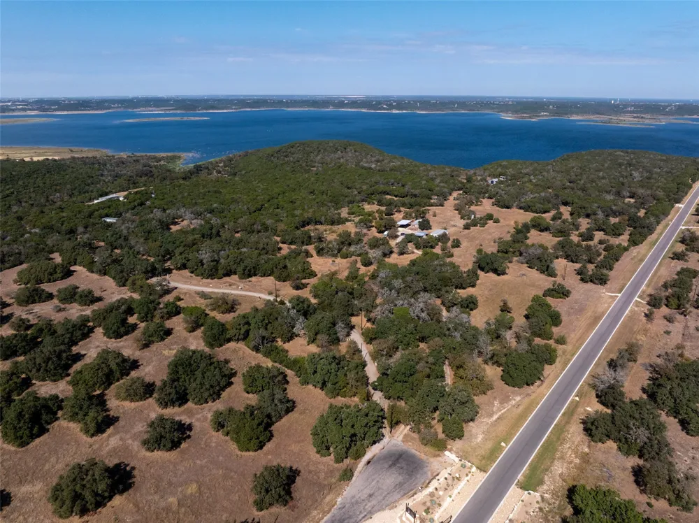 8520 Brewer Lane Salado, TX 76571