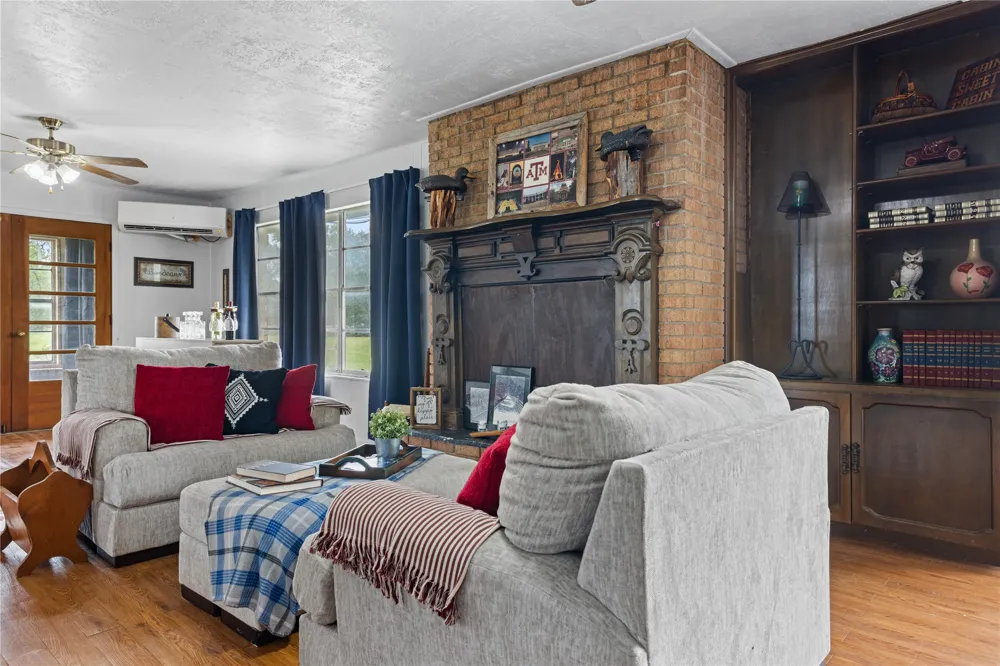 8520 Brewer Lane Salado, TX 76571