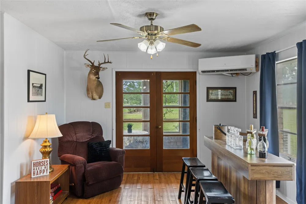 8520 Brewer Lane Salado, TX 76571
