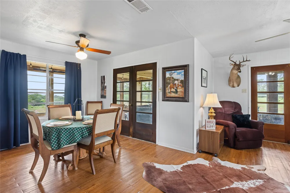 8520 Brewer Lane Salado, TX 76571