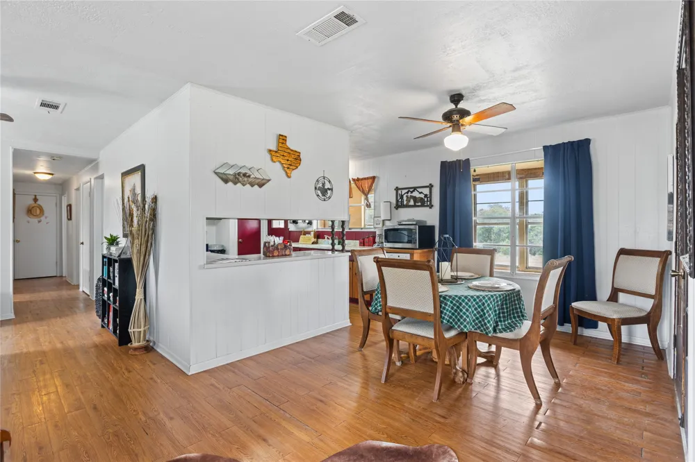 8520 Brewer Lane Salado, TX 76571
