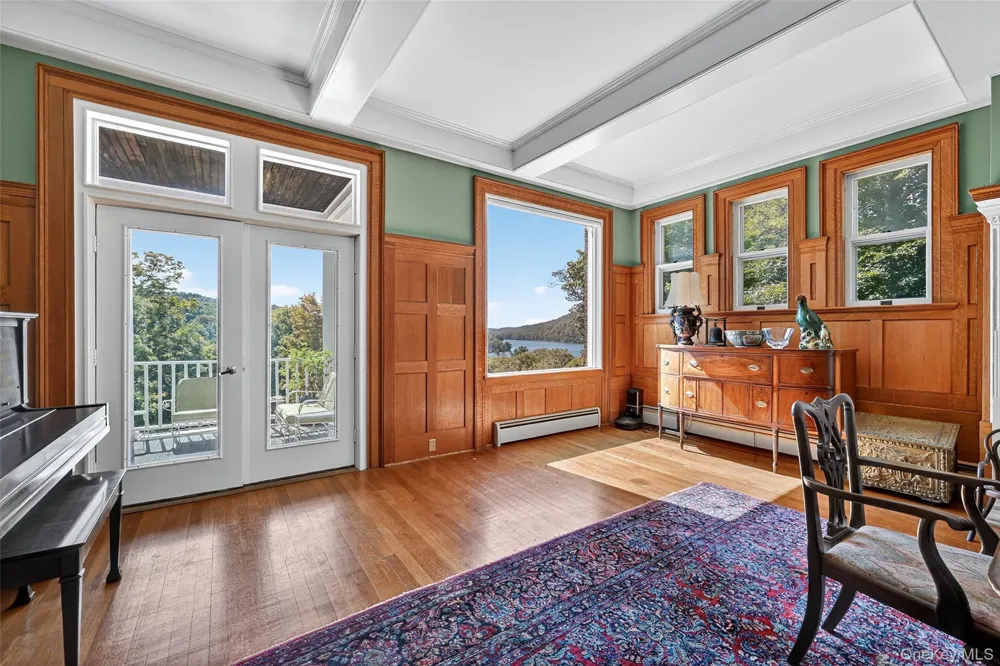 74 Tower Hill Loop E Tuxedo Park, NY 10987
