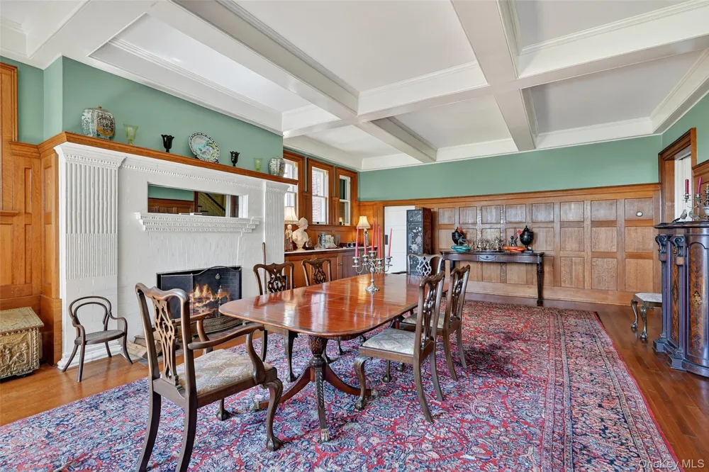 74 Tower Hill Loop E Tuxedo Park, NY 10987