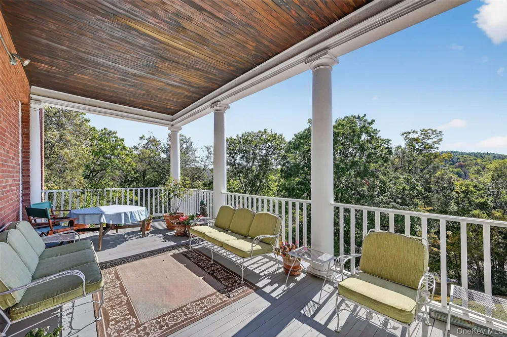 74 Tower Hill Loop E Tuxedo Park, NY 10987