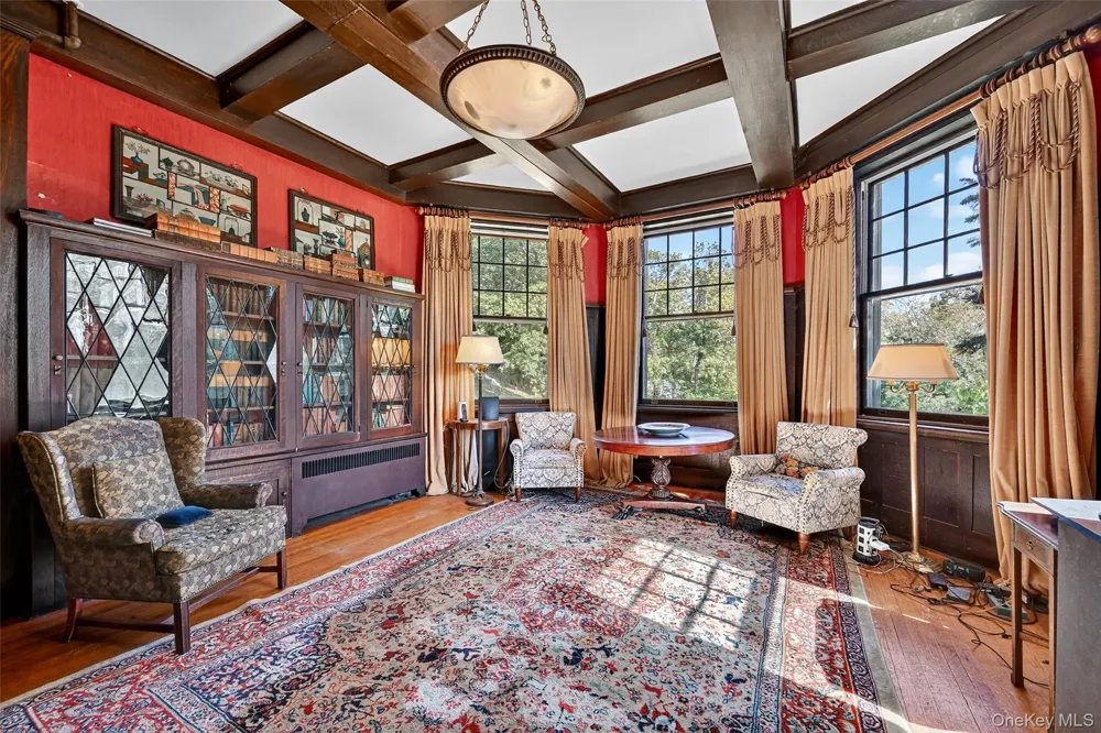 74 Tower Hill Loop E Tuxedo Park, NY 10987