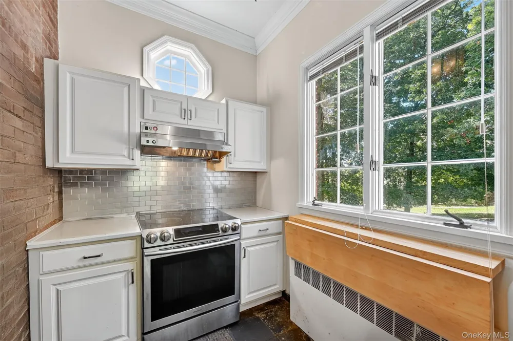 74 Tower Hill Loop E Tuxedo Park, NY 10987